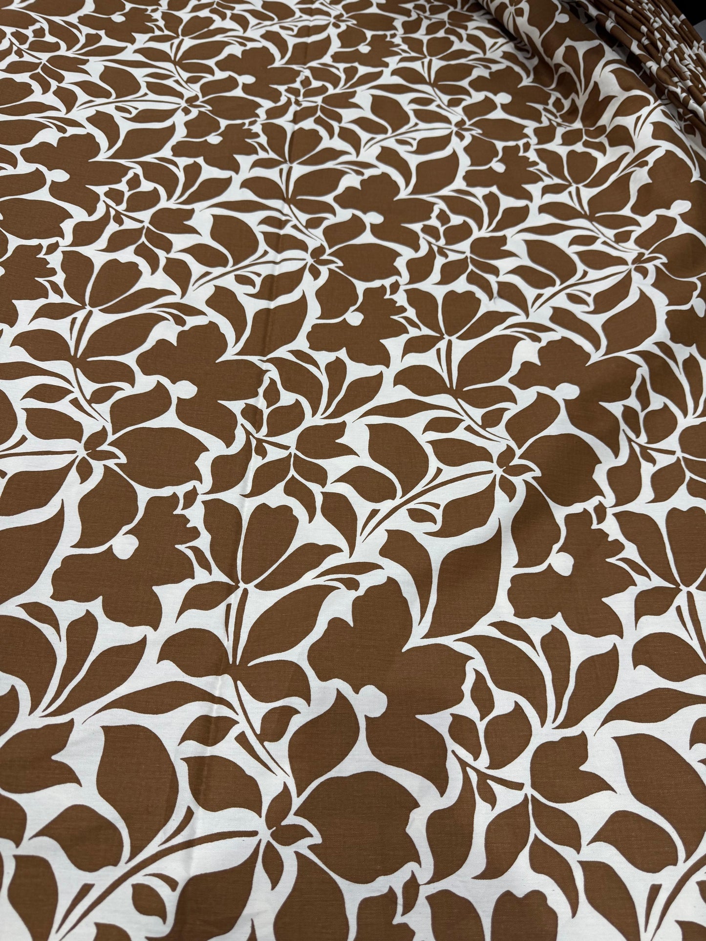 Fine Cotton Twill Brown Flower Printed Fabric