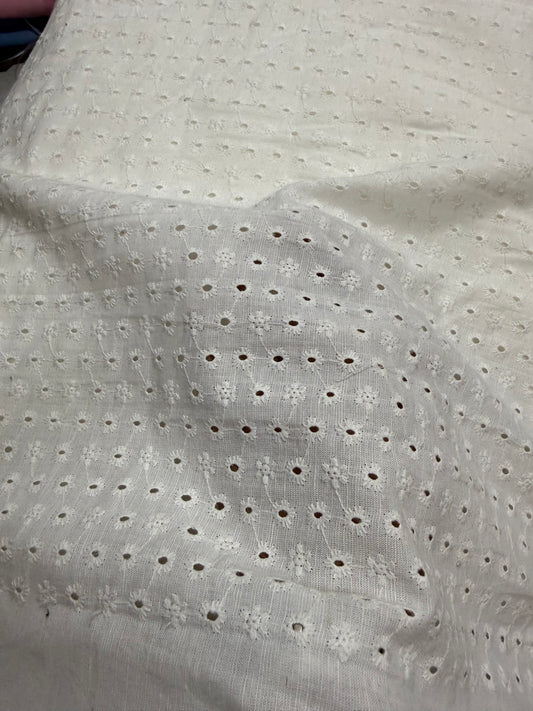 Buy Linen White Hakoba Flowery Cutwork