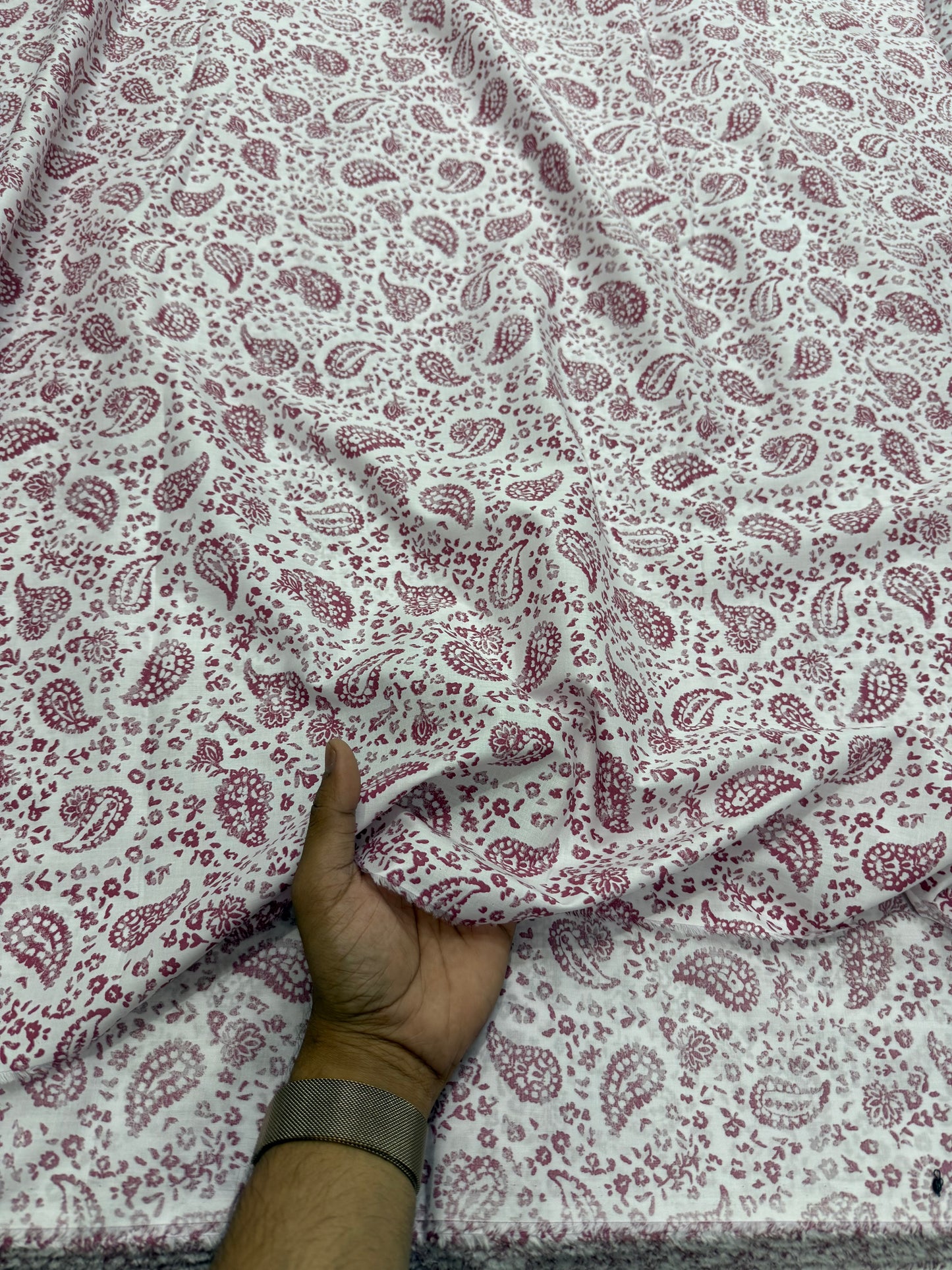 Buy Mul Cotton Pink Paisley Printed Fabric - MAF