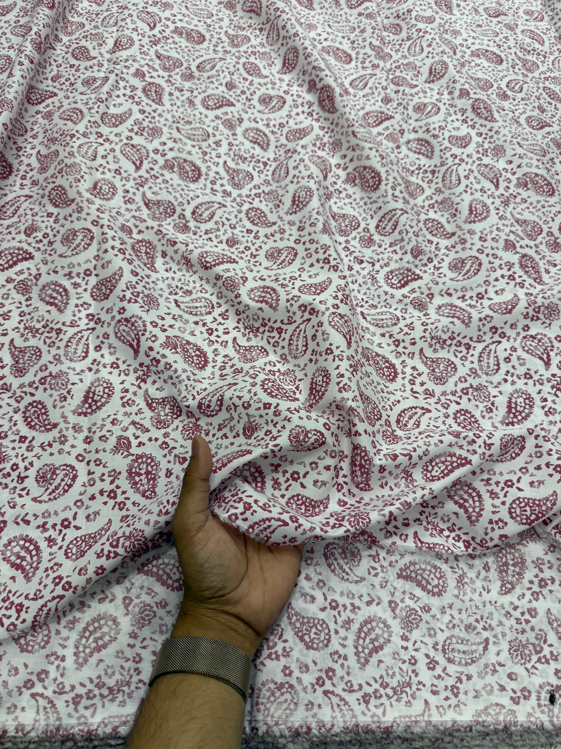 Buy Mul Cotton Pink Paisley Printed Fabric - MAF