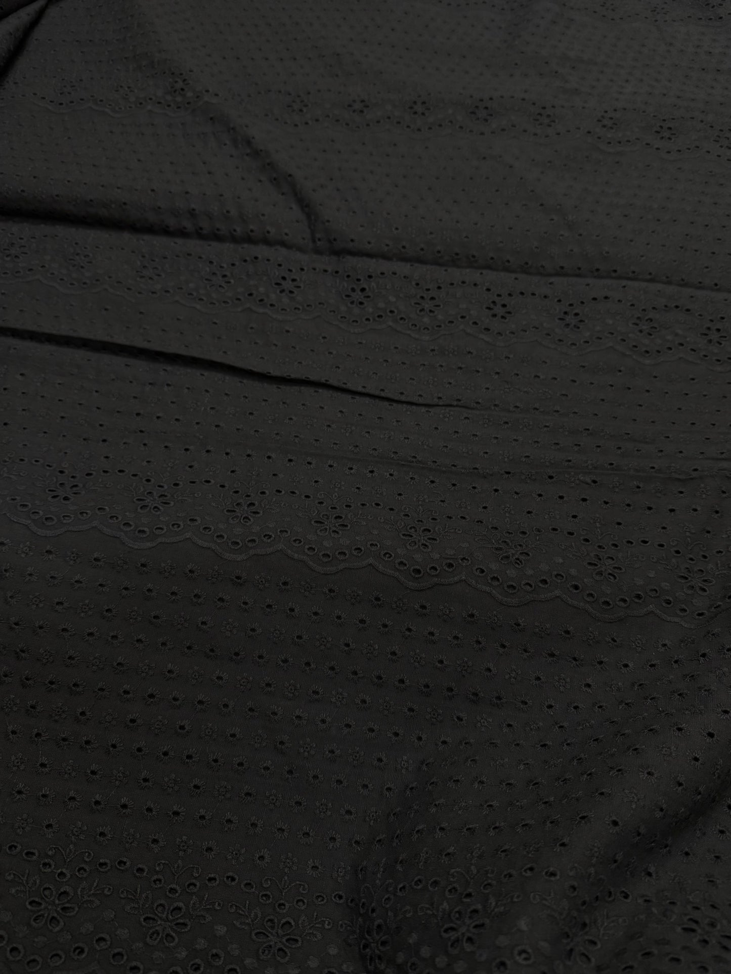 Buy Linen Black Hakoba With Border Flowery Cutwork
