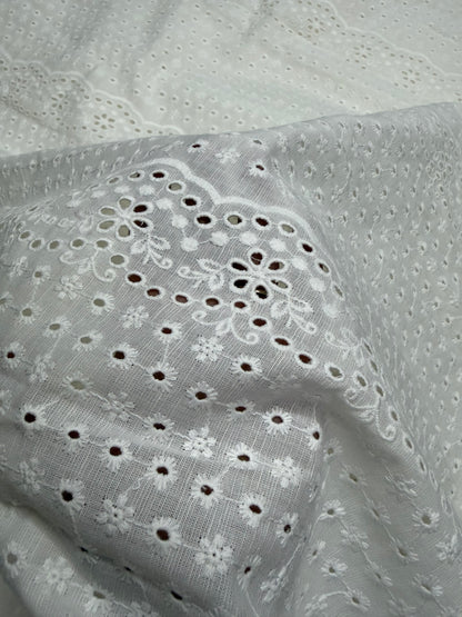 Buy Linen White Hakoba With Border Flowery Cutwork